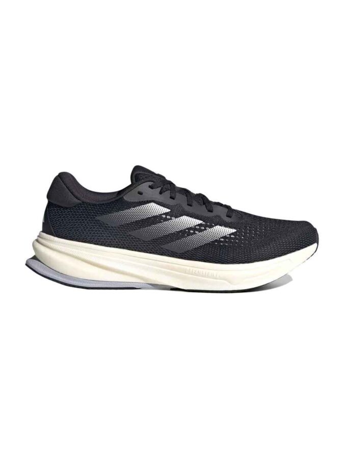 adidas supernova rise en negro para correr 21k