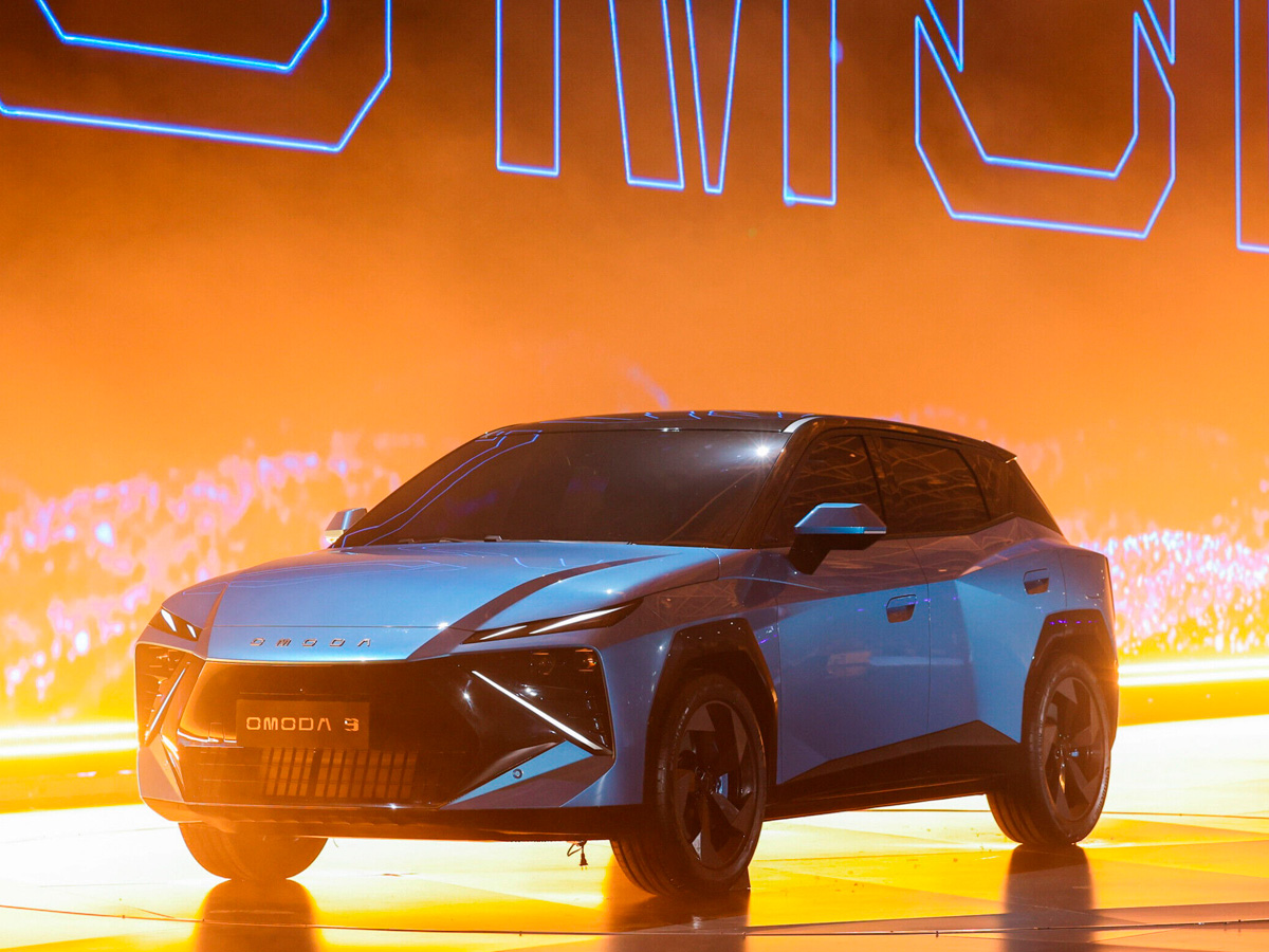 presentación internacional del nuevo coche OMODA 3