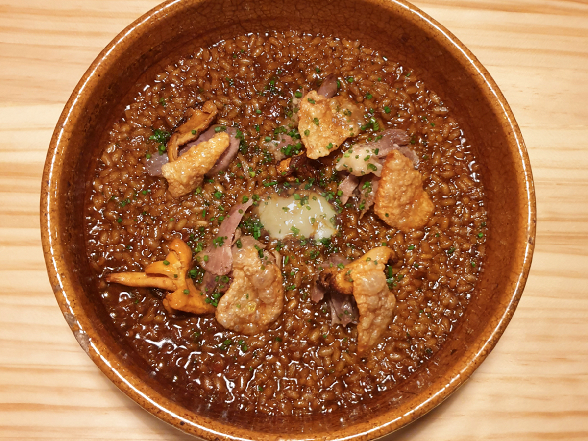 Plato de Arroz de pato del restaurante Casa Mortero de Madrid