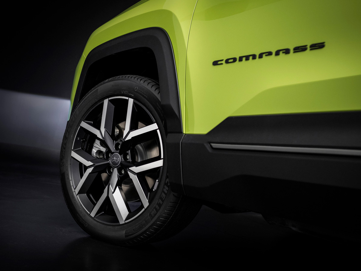 Rueda y llanta del nuevo Jeep Compass 2025