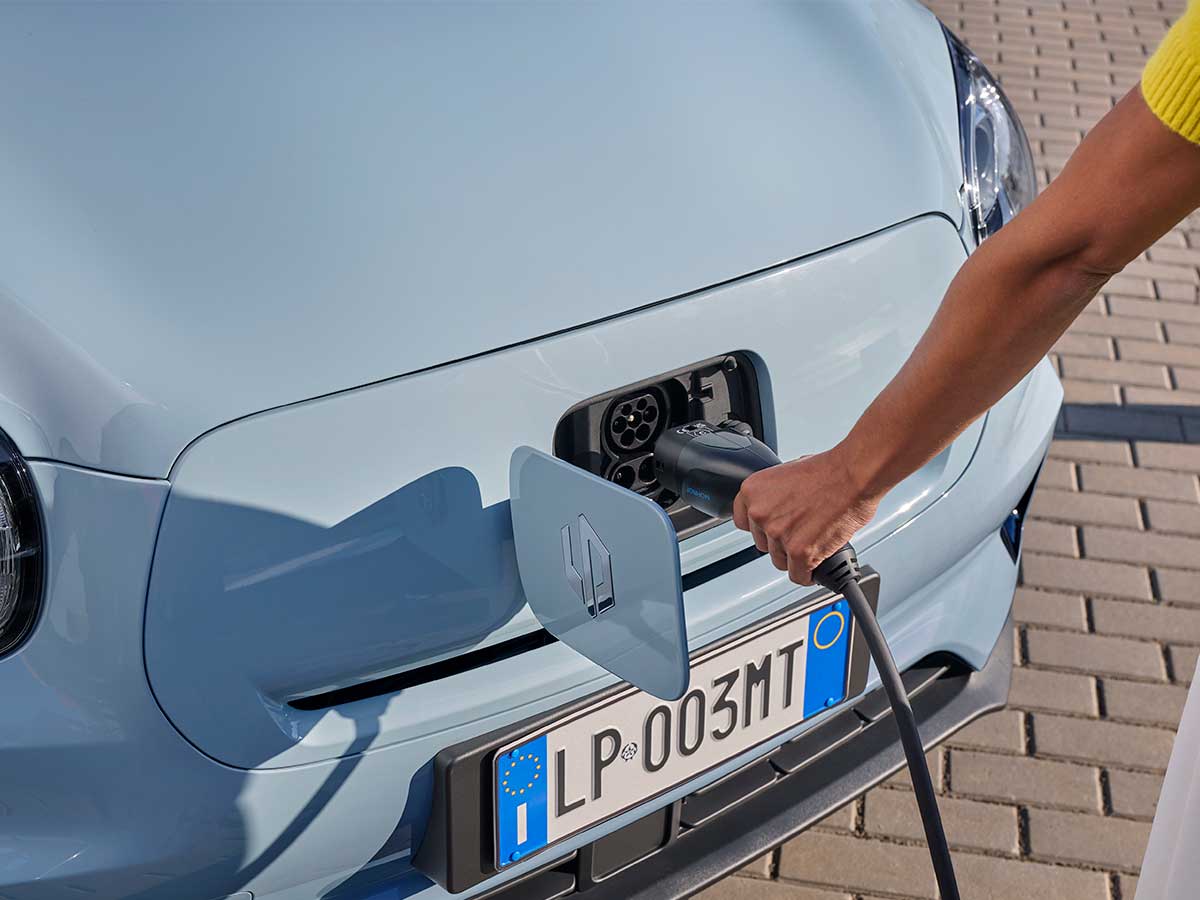 Leapmotor T03 enchufe eléctrico