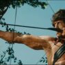 Escena de la película Rambo en la que aparece disparando con un arco