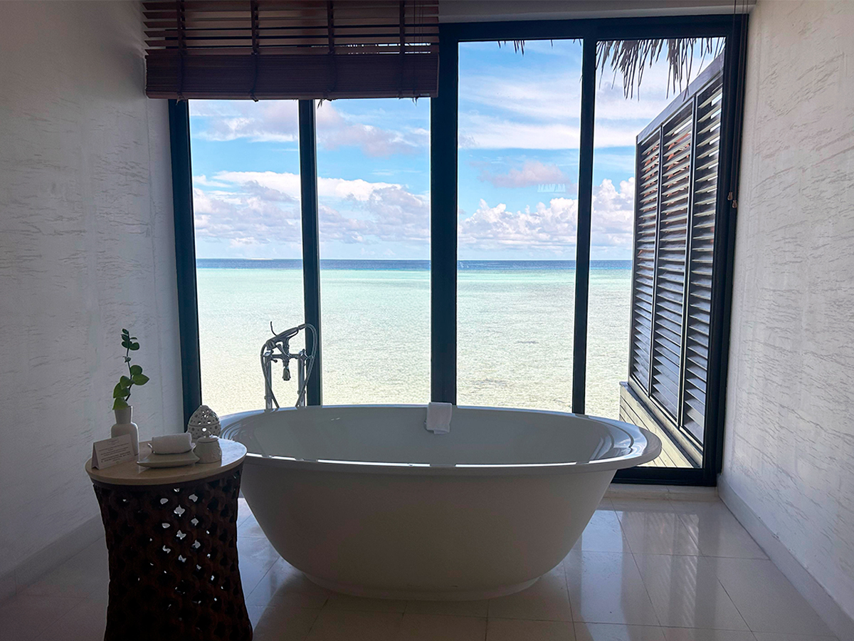 Cuarto de baño hotel The Residence Maldivas