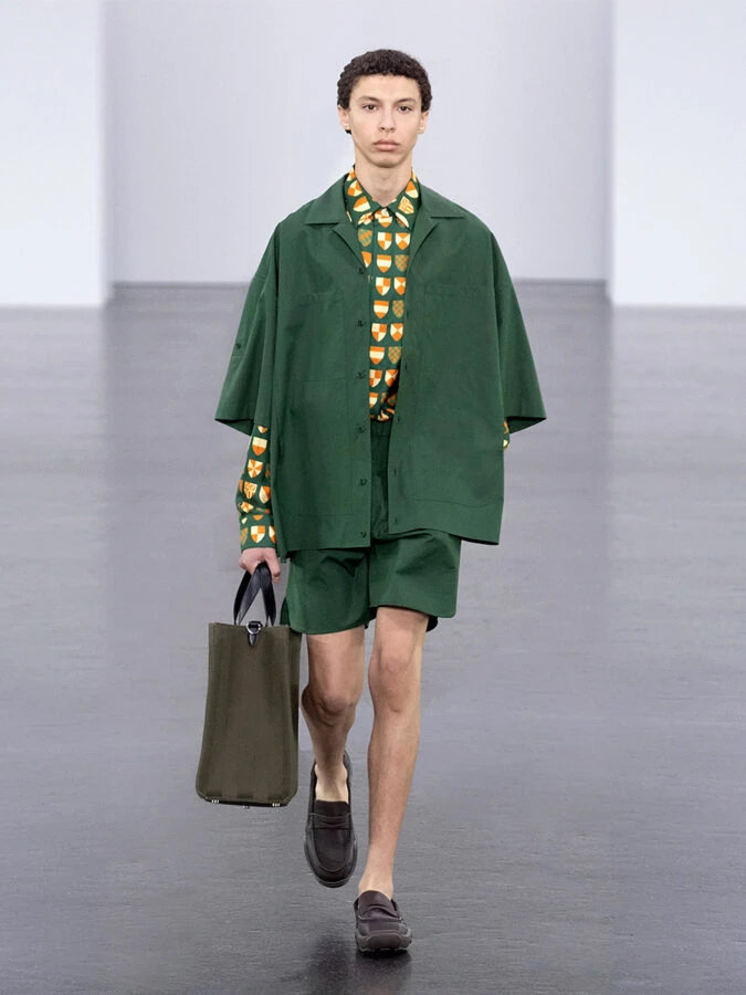 Desfile Fendi primavera verano 2025