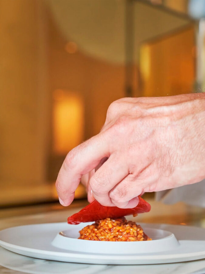 Plato de arroz meloso del restaurante Deessa Menú degustación