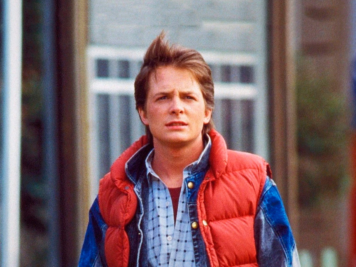 Ejemplo de "Macho Gamma" el protagonista de Regreso al futuro