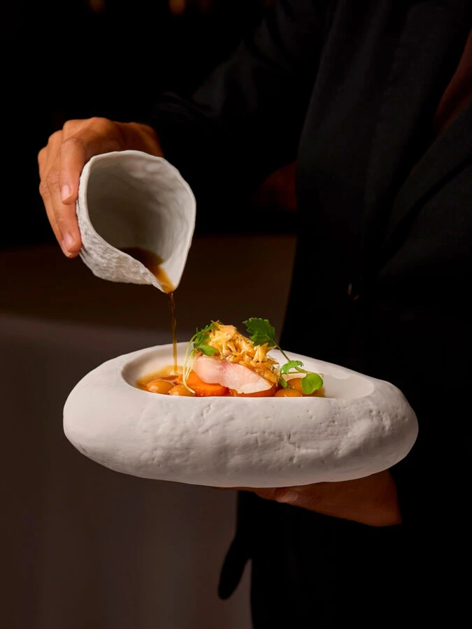 Plato dle menú degustación del restaurante ABaC de Jordi Cruz