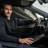 Saúl Craviotto condiciendo el CUPRA Terramar