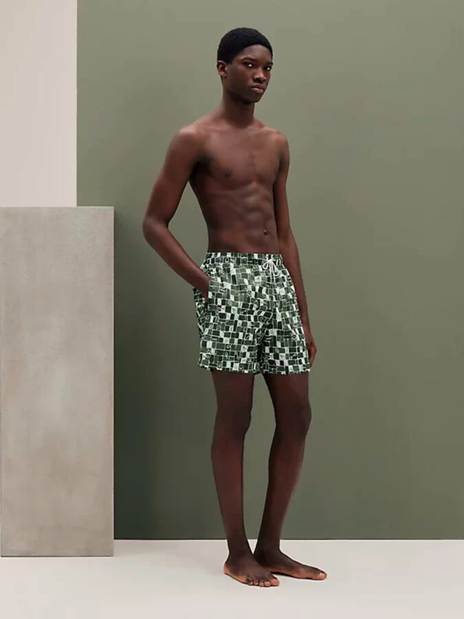 tendencias bañadores hombre verano 2025 Hermès