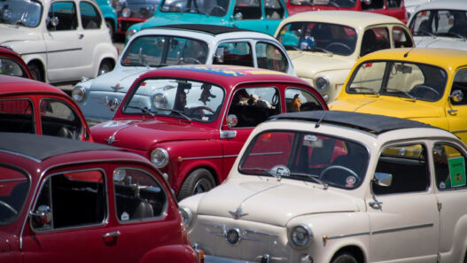SEAT 600