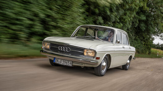 Audi 1965 72 CV motor 4 tiempos