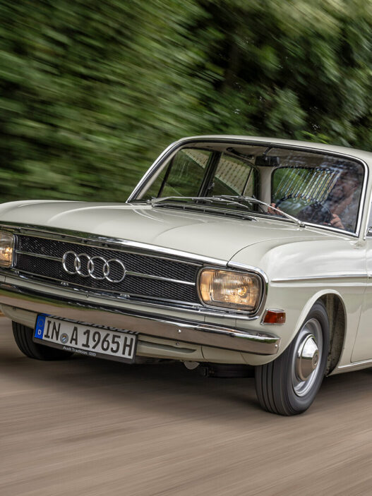 Audi 1965 72 CV motor 4 tiempos