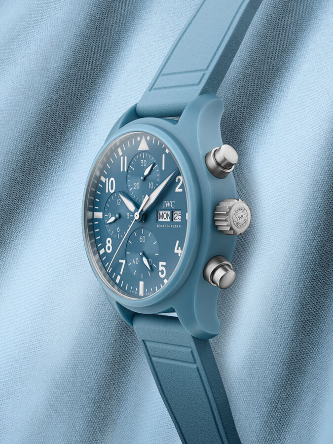 Reloj Top Gun azul con caja de cerámica y detalles en celeste