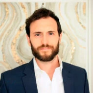 Retrato del doctor Sebastián La Rosa, divulgador en YouTube