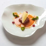 Plato del menú degustación del restaurante Andreu Genestra en Mallorca