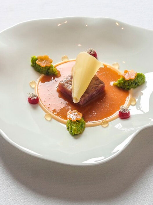 Plato del menú degustación del restaurante Andreu Genestra en Mallorca
