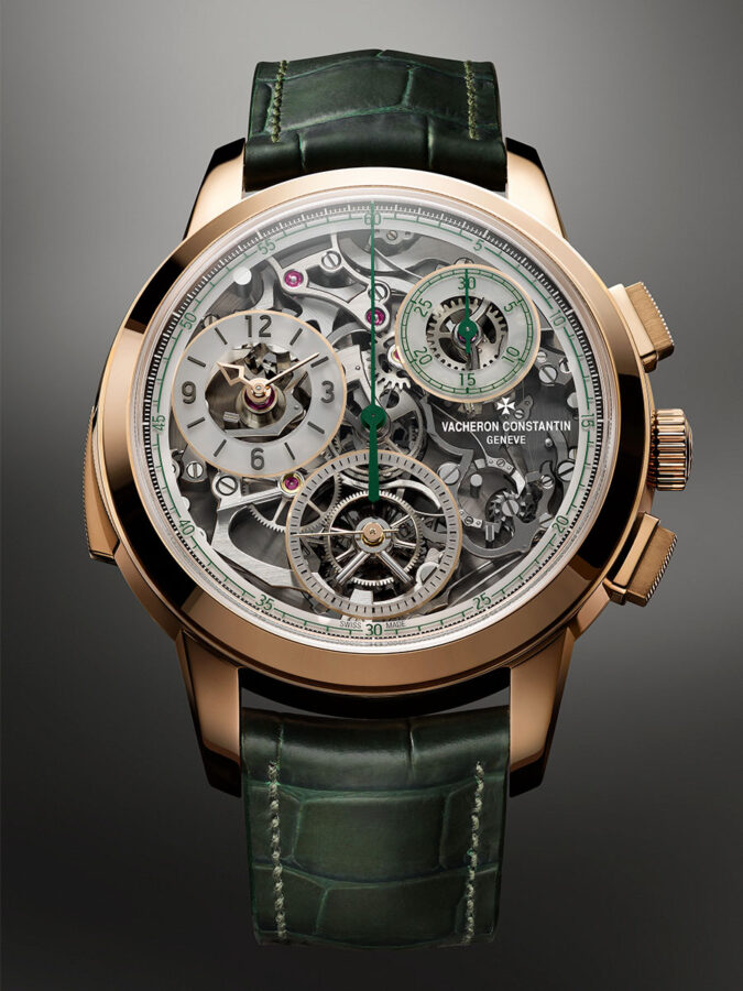 Reloj Vacheron Constantin Les Cabinotiers en ángulo lateral, con caja de oro rosa y correa de aligátor verde oliva.