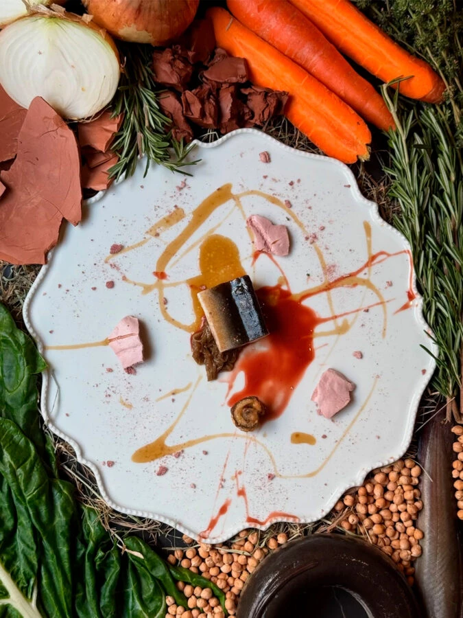 Plato de embutidos estilo bodegón restaurante del restaurante El Poblet en Valencia