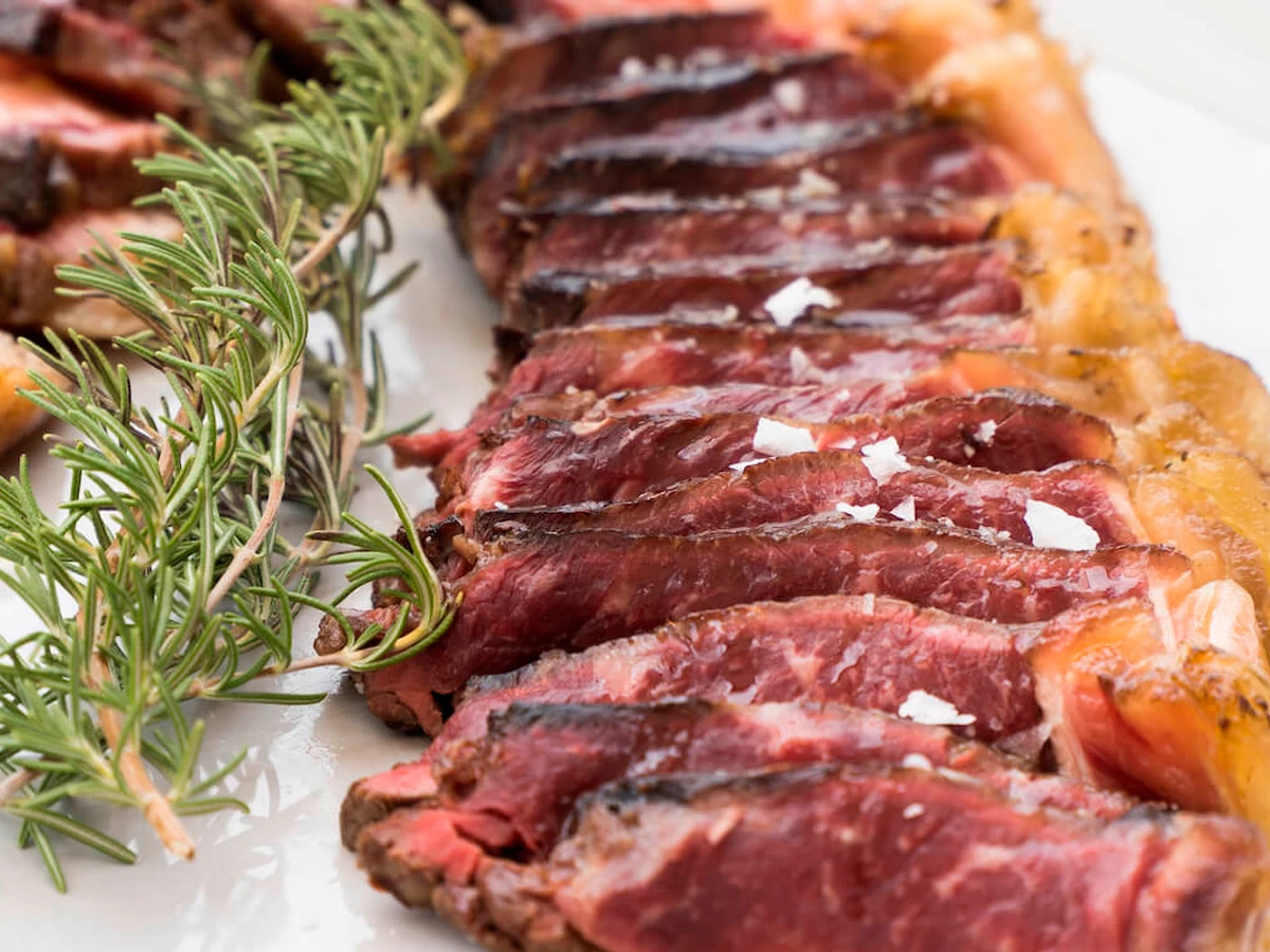 Chuleta de vaca gallega madurada del restaurante Finca Alfoliz