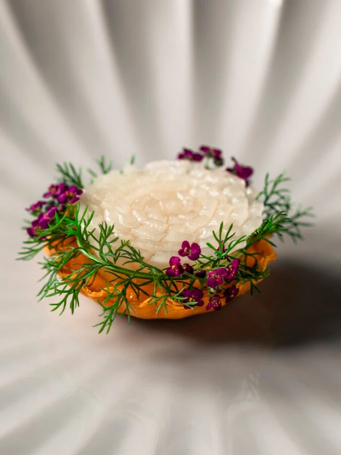 Plato tartaleta del menú degustación del restaurante Blossom de Málaga