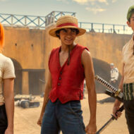 One Piece se dirige a la Grand Line en la segunda temporada y Netflix confirma una tercera entrega Nami, Luffy y Zoro en una escena de acción de la temporada 2 de One Piece en Netflix.