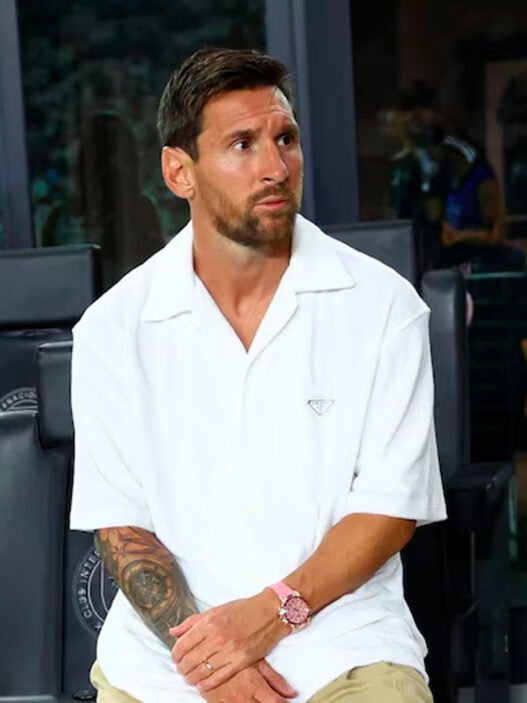 Lionel Messi luciendo un Rolex rosa durante el partido del Inter de Miami.