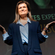 Pilar Sordo, psicóloga: "Cuestiona tus creencias y si te quitan la paz, cámbialas" La psicóloga Pilar Sordo durante su charla en Mentes Expertas sobre los sistemas de creencias