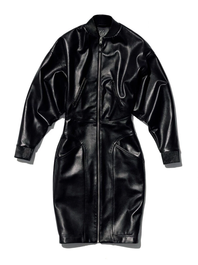 Abrigo diseñado por Naomi Campbell para celebrar el 50 aniversario de Zara
