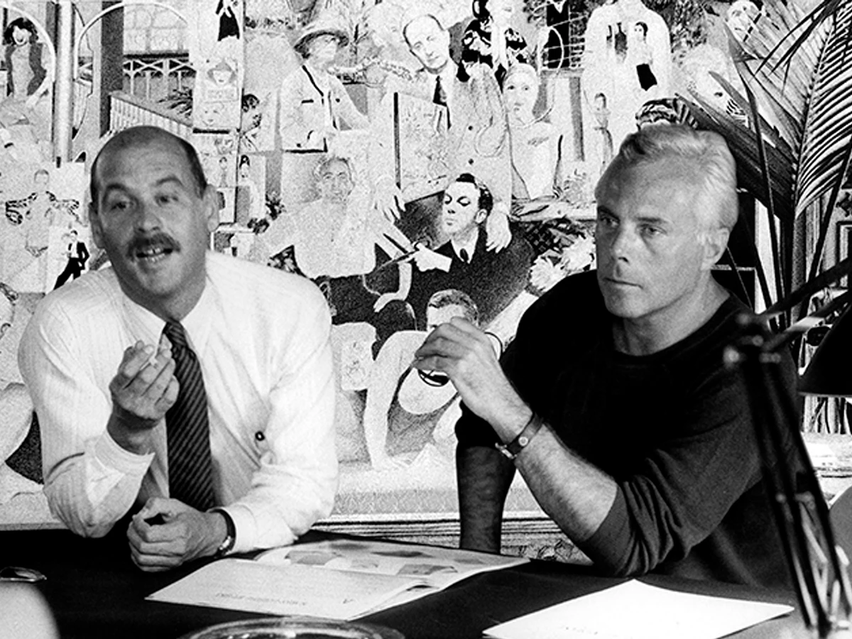 Giorgio Armani junto a su socio Sergio Galeotti en 1973