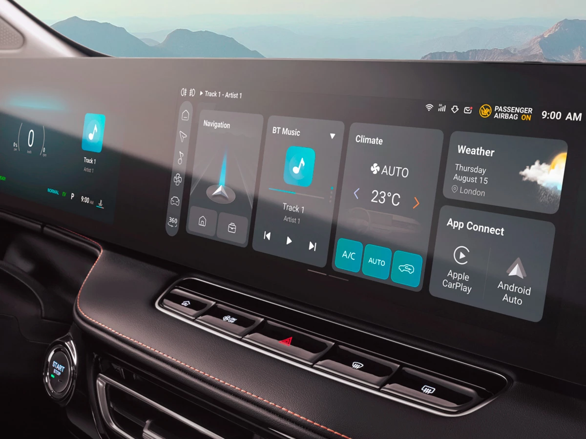 Pantalla digital del MG HS Hybrid+ con sistema multimedia compatible con Android Auto y Apple CarPlay.