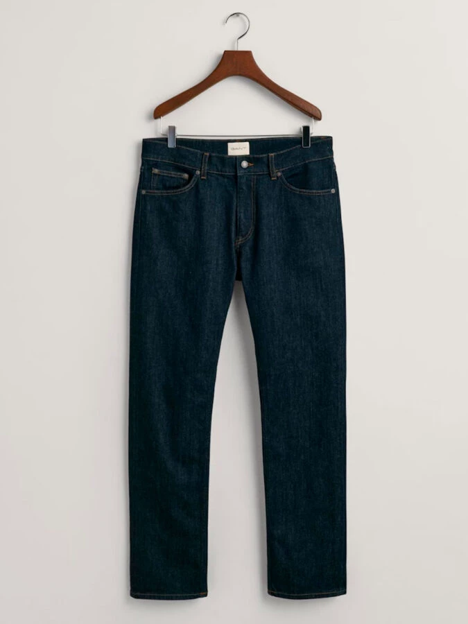 Pantalón vaquero de pernera recta dela marca Gant