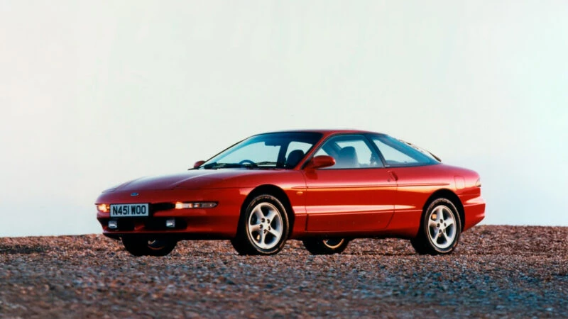 Ford Probe 2.5 con motor V6 en color rojo