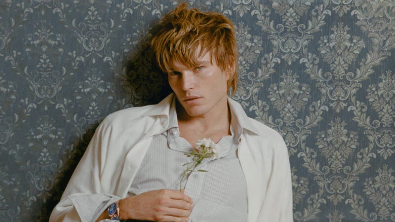El top model internacional Jordan Barrett posa para la revista masculina Rísbel Magazine