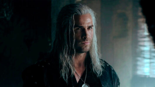 Escena de la cuarta temporada de la serie The Witcher en la que se ve a Liam Hemsworth