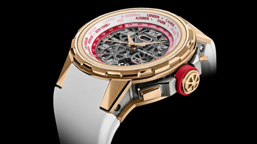 Richard Mille RM 63-02 Automatic Worldtimer visto en detalle con su bisel grabado con 24 ciudades.