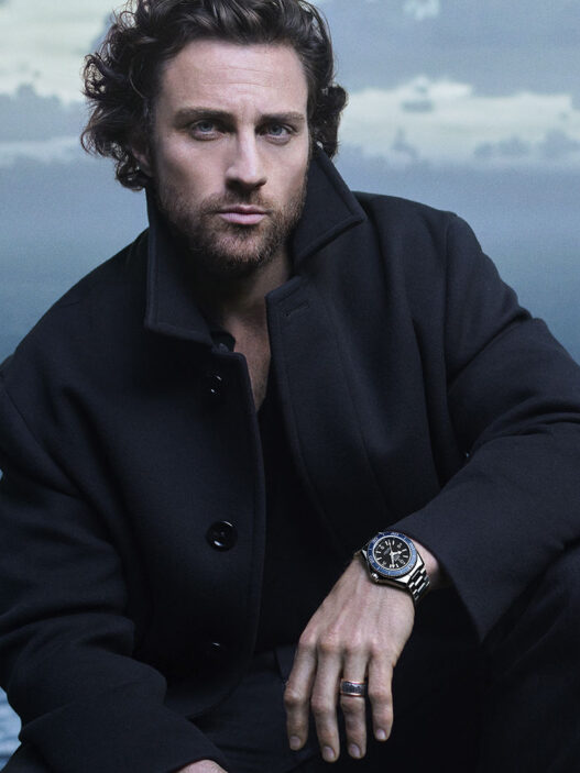 El actor Aaron Taylor-Johnson protagoniza la nueva campaña Planet Ocean de OMEGA
