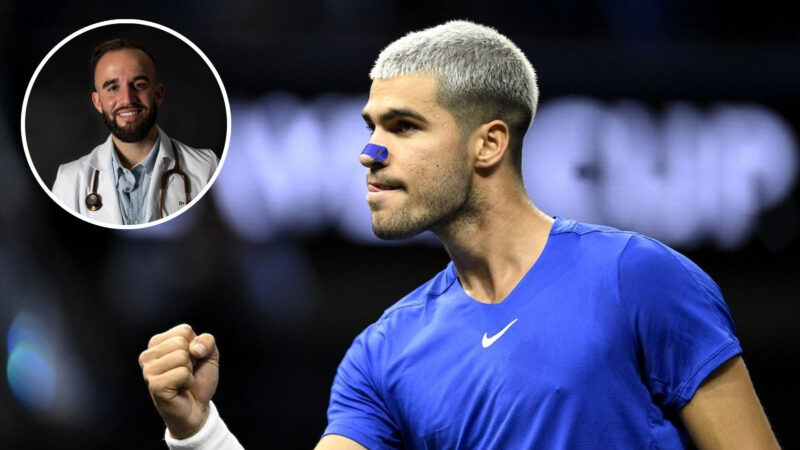 El tenista Carlos Alcaraz jugando al tenis con una tira nasal GudSlip, arriba recuadro del doctor Antelm Pujol