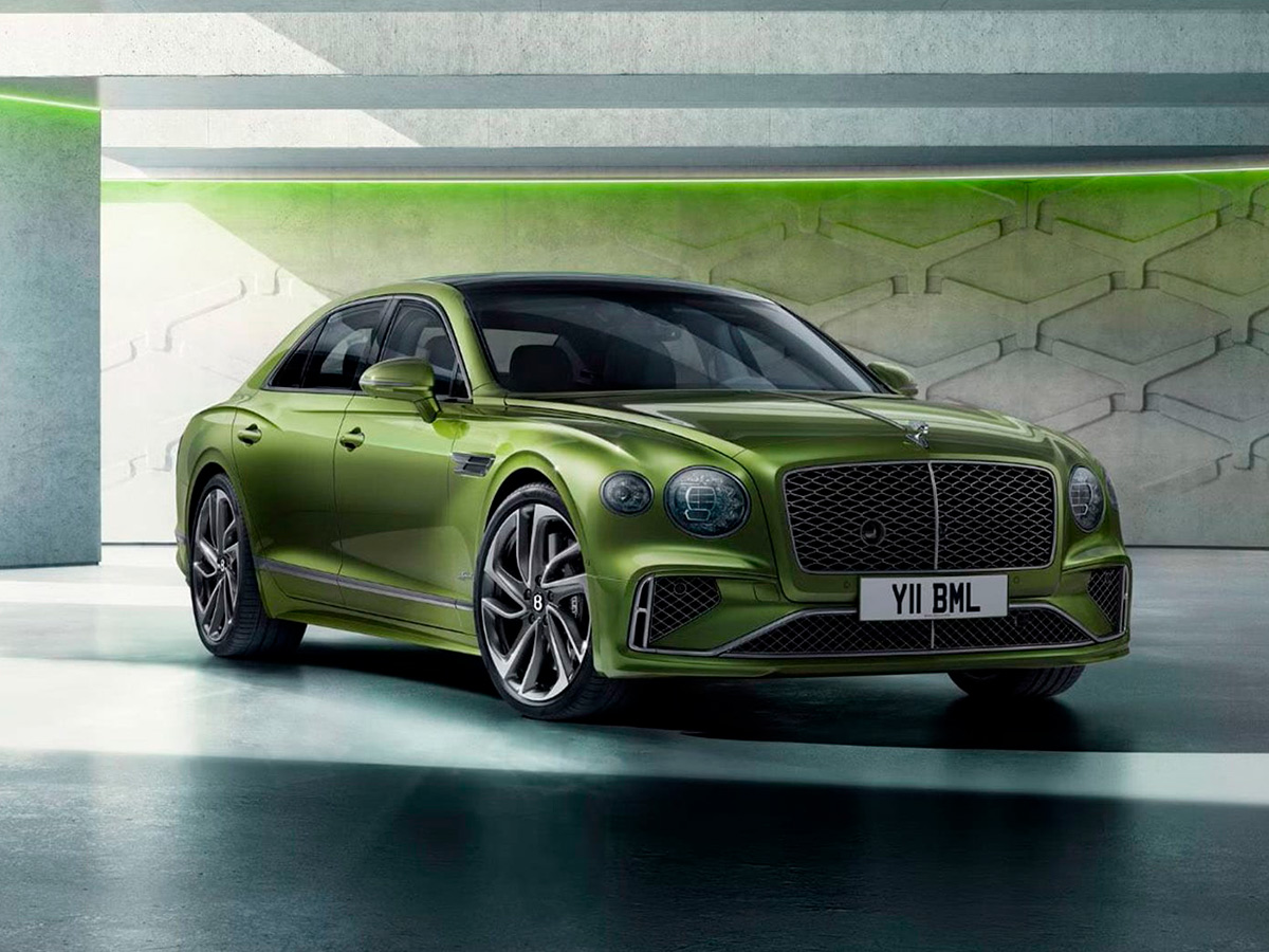 Bentley Flying Spur verde vista frontal