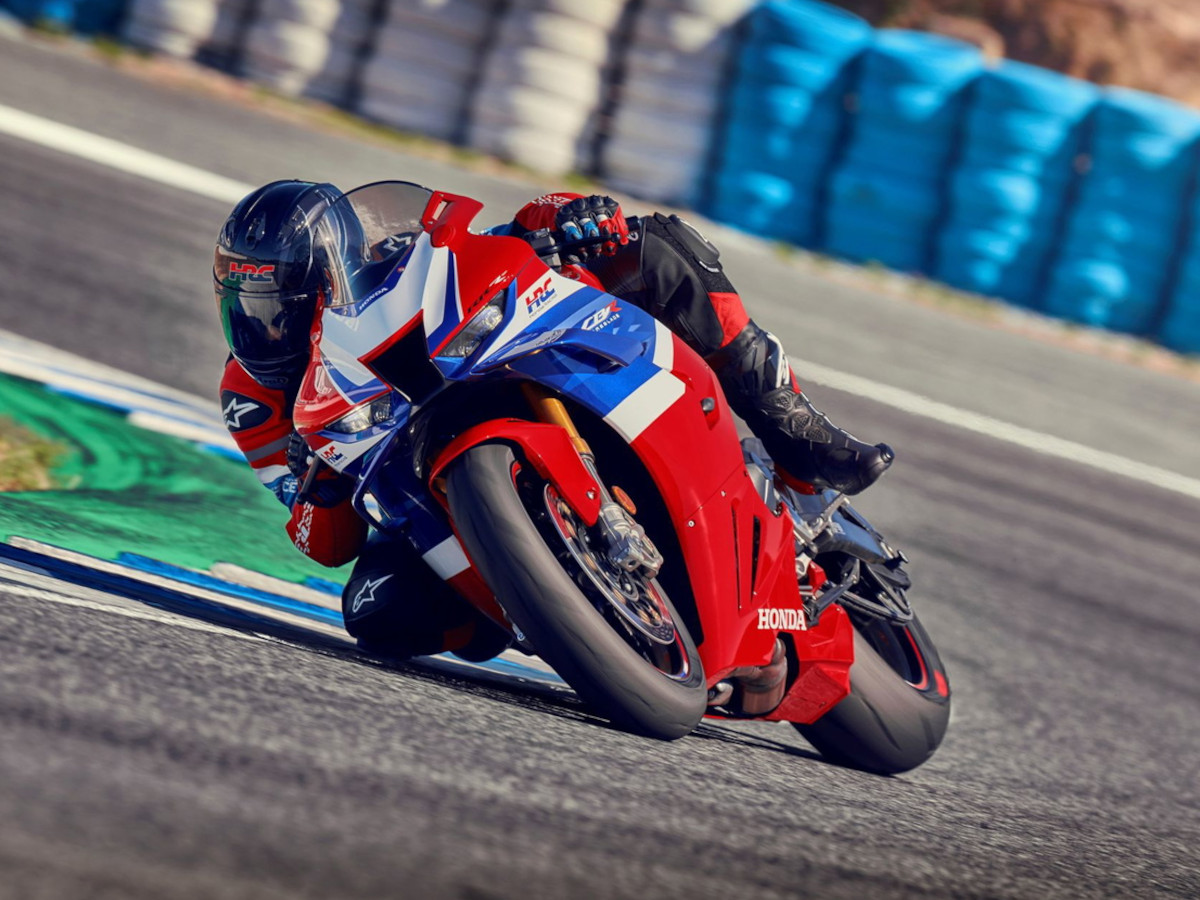 Honda CBR1000RR-R Fireblade mejores motos deportivas 2025