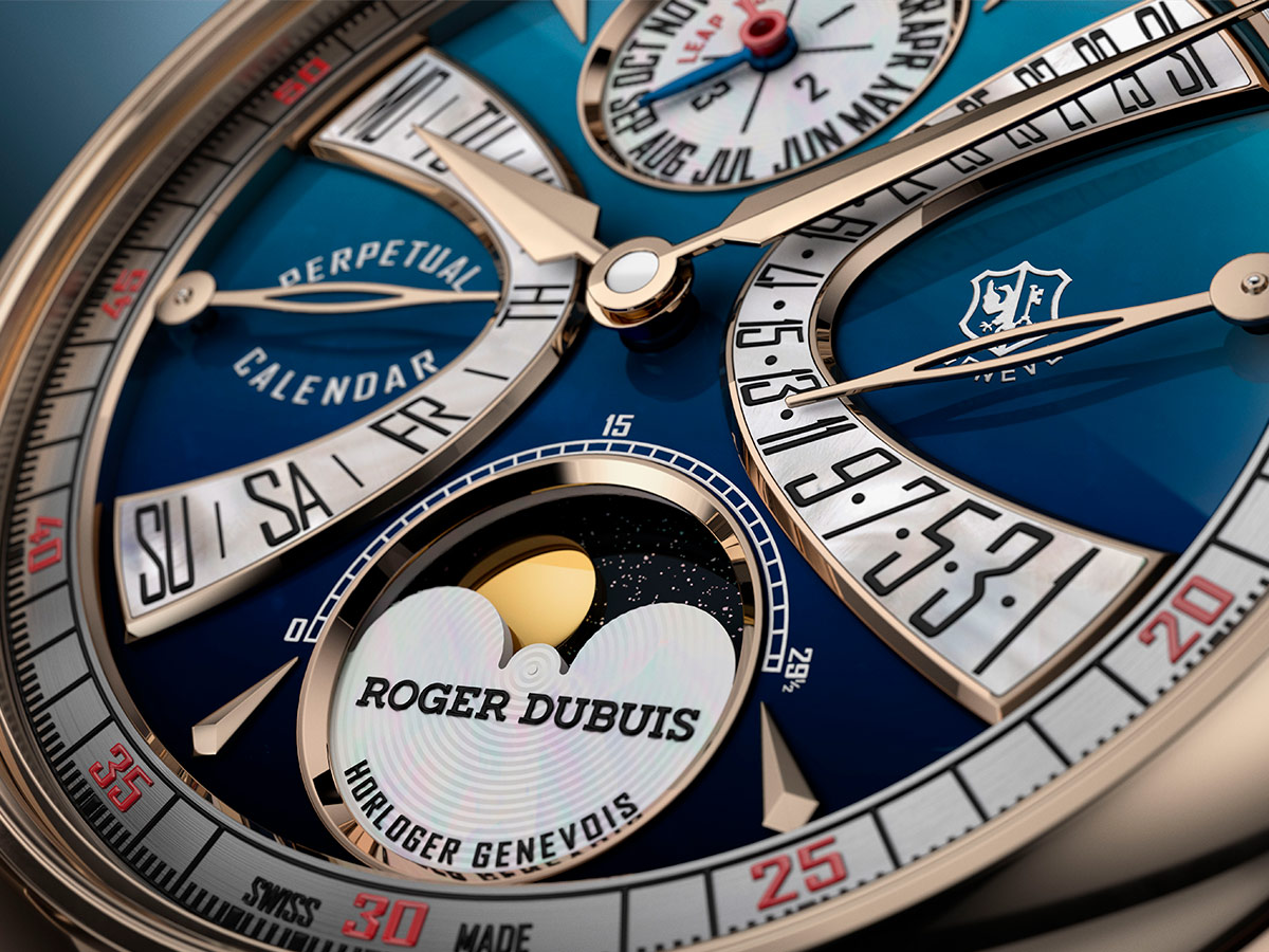 detalle de la esfera del reloj Roger Dubuis Hommage La Placide con fases lunares y calendario perpetuo