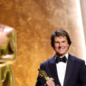 Tom Cruise con el Oscar en la mano 17 de noviembre de 2025