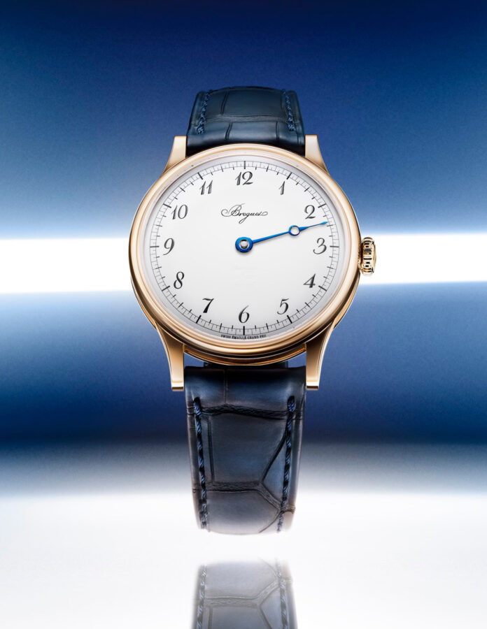 vista frontal del reloj Breguet Classique Souscription 2025 en oro de 18 quilates