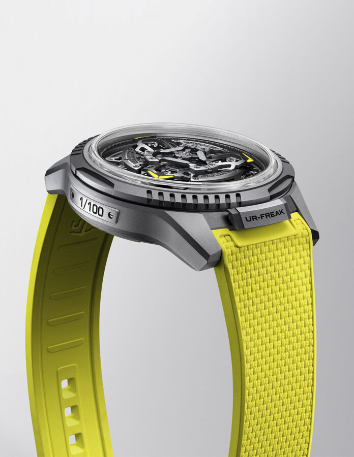 perfil del reloj Ulysse Nardin y Urwerk UR-FREAK mostrando caja de titanio y numeración limitada