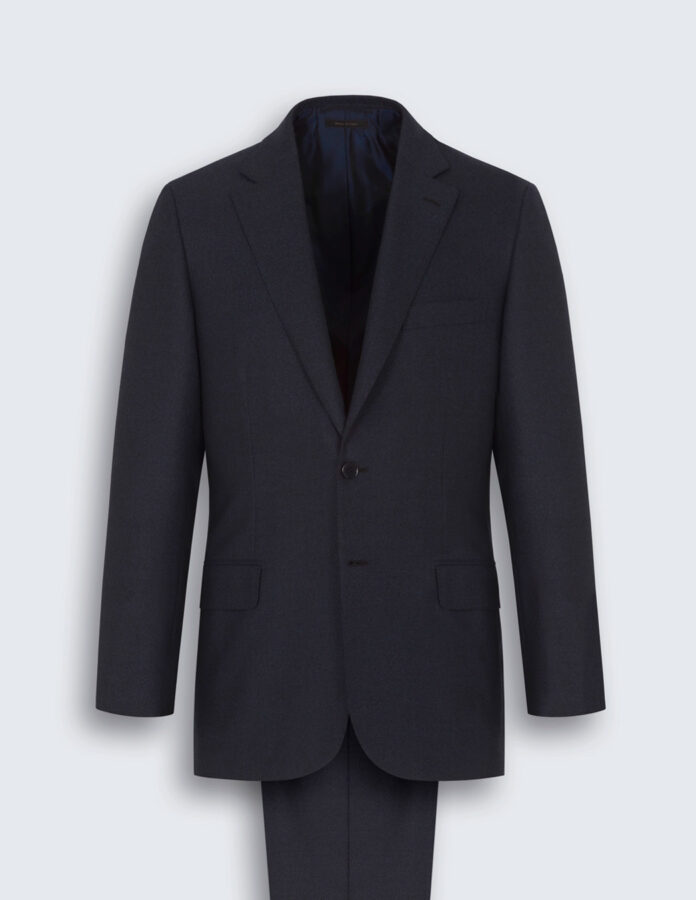 Silueta de un traje de lana azul oscuro para hombre de la firma Brioni