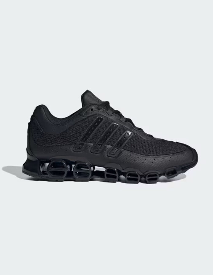 Zapatillas adidas Megaride Schuh en color negro.