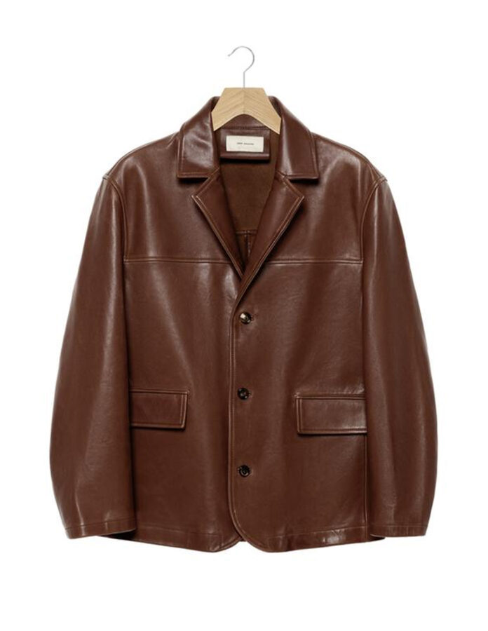 Blazer relaxed fit de piel marrón de Zara para hombre con solapas clásicas y cierre de botones