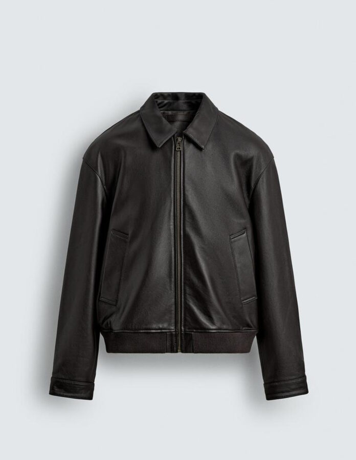 Cazadora bomber de piel bovina en color chocolate Aaron Levine x Zara en detalle