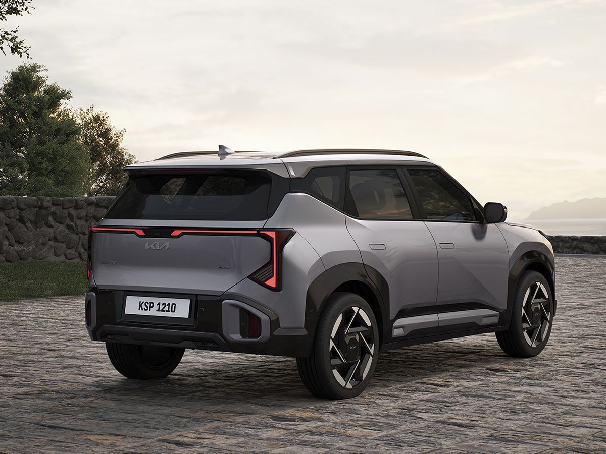 Parte trasera del Kia Seltos con luces verticales y portón de gran anchura