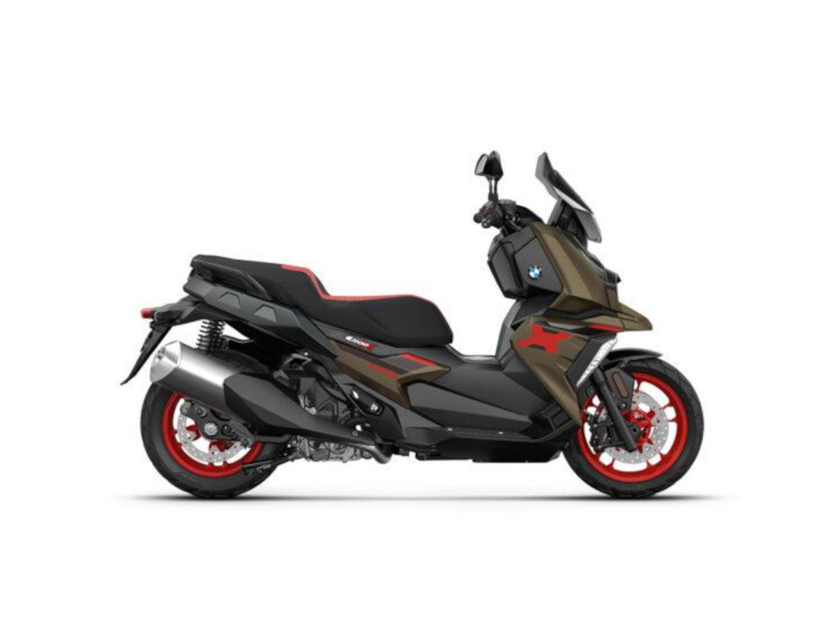 BMW C 400 X, una de las scooters con la mejor relación calidad-precio del 2025.