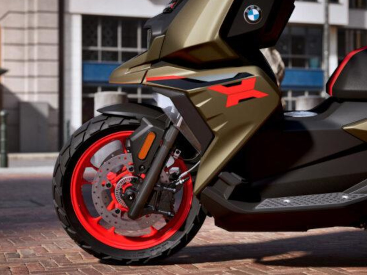 BMW C 400 X, una de las scooters con la mejor relación calidad-precio del 2025.